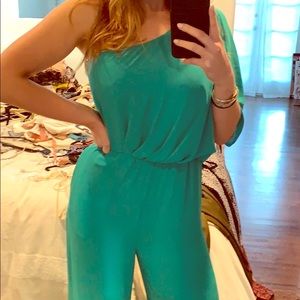 BCBG Jumper 🦋🌸🌴